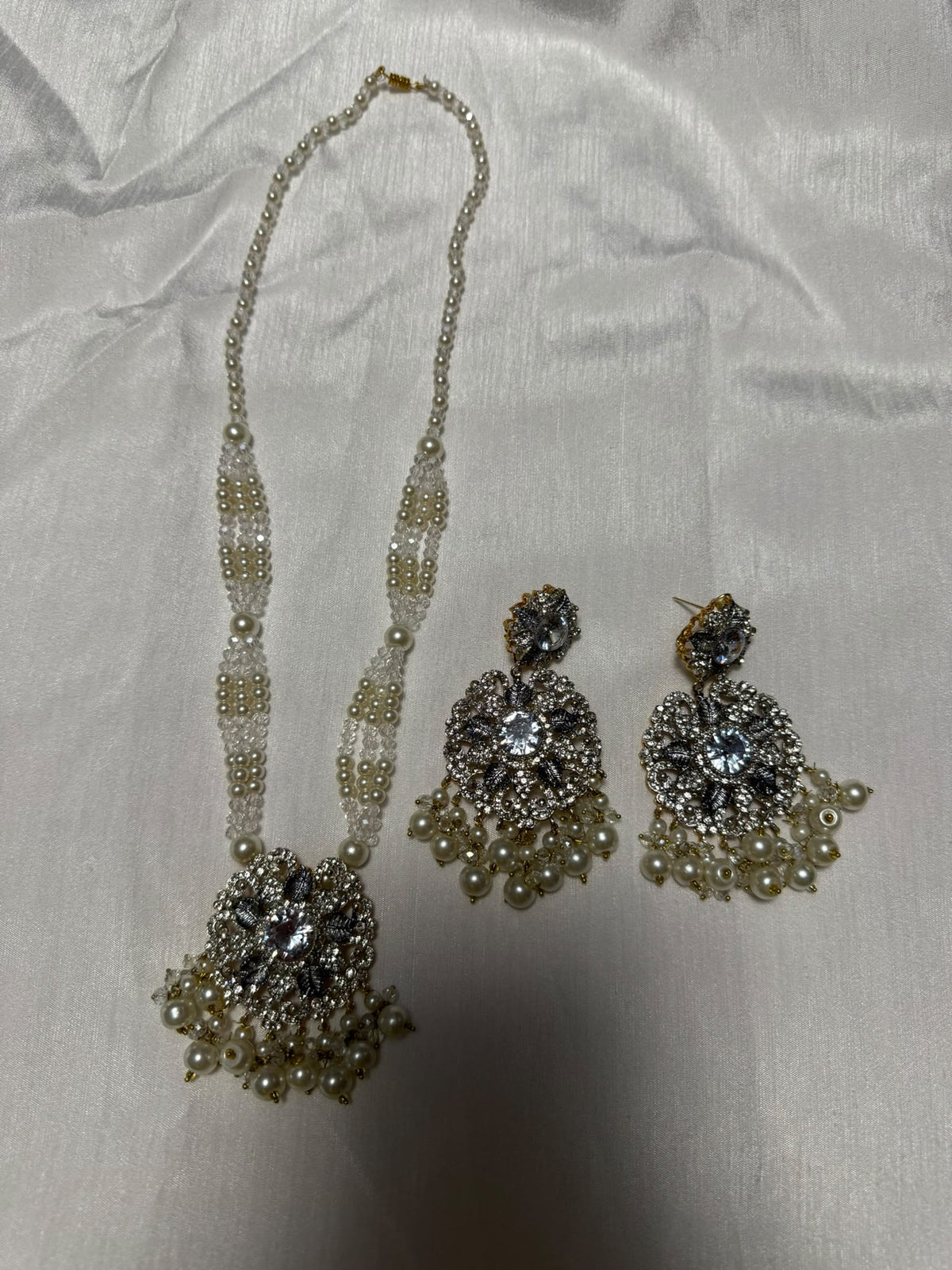 Emerald Black Necklace Set